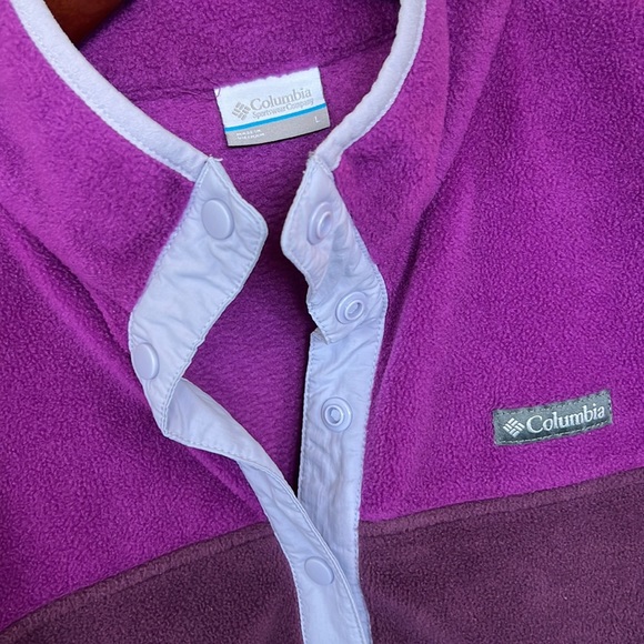 Womens Columbia Fleece Pullover - Picture 2 of 2
